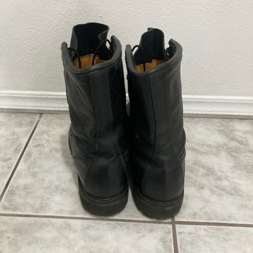 Boots - Picture 4 of 6